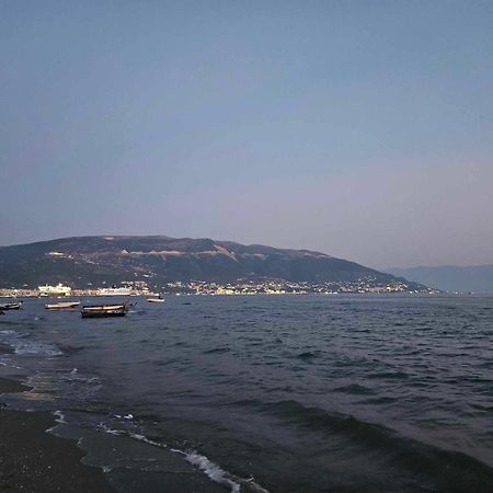 Vila Licenji Vlorë エクステリア 写真