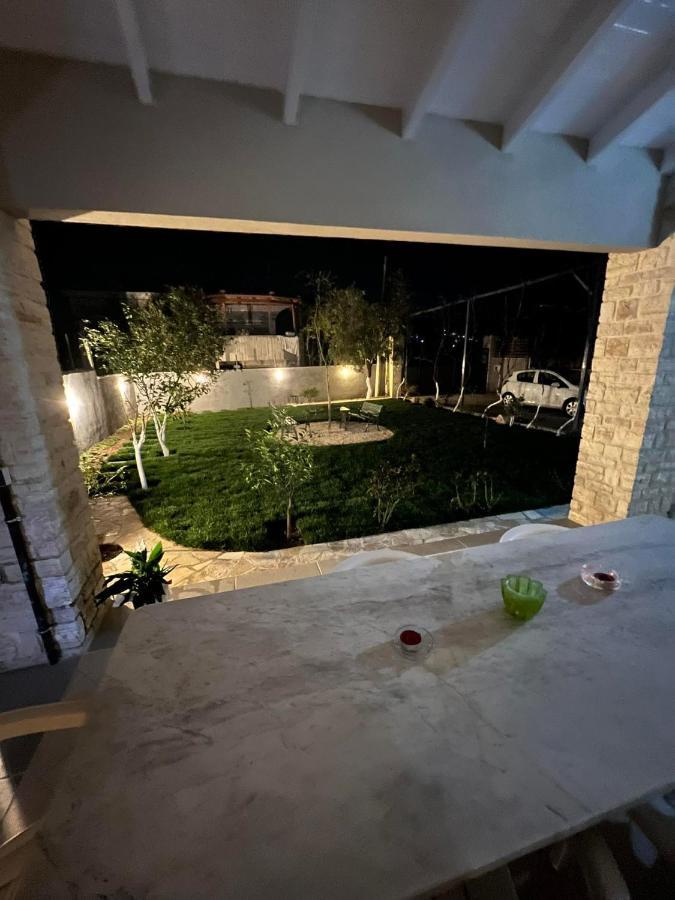 Vila Licenji Vlorë エクステリア 写真
