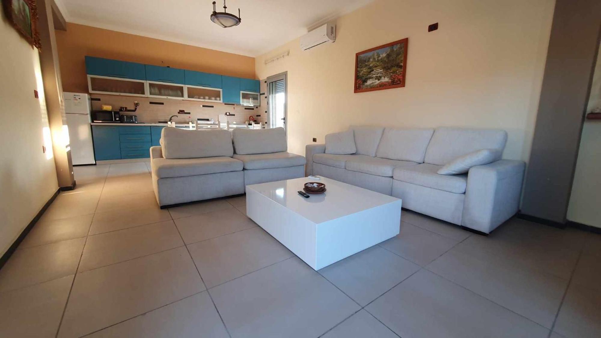 Vila Licenji Vlorë エクステリア 写真