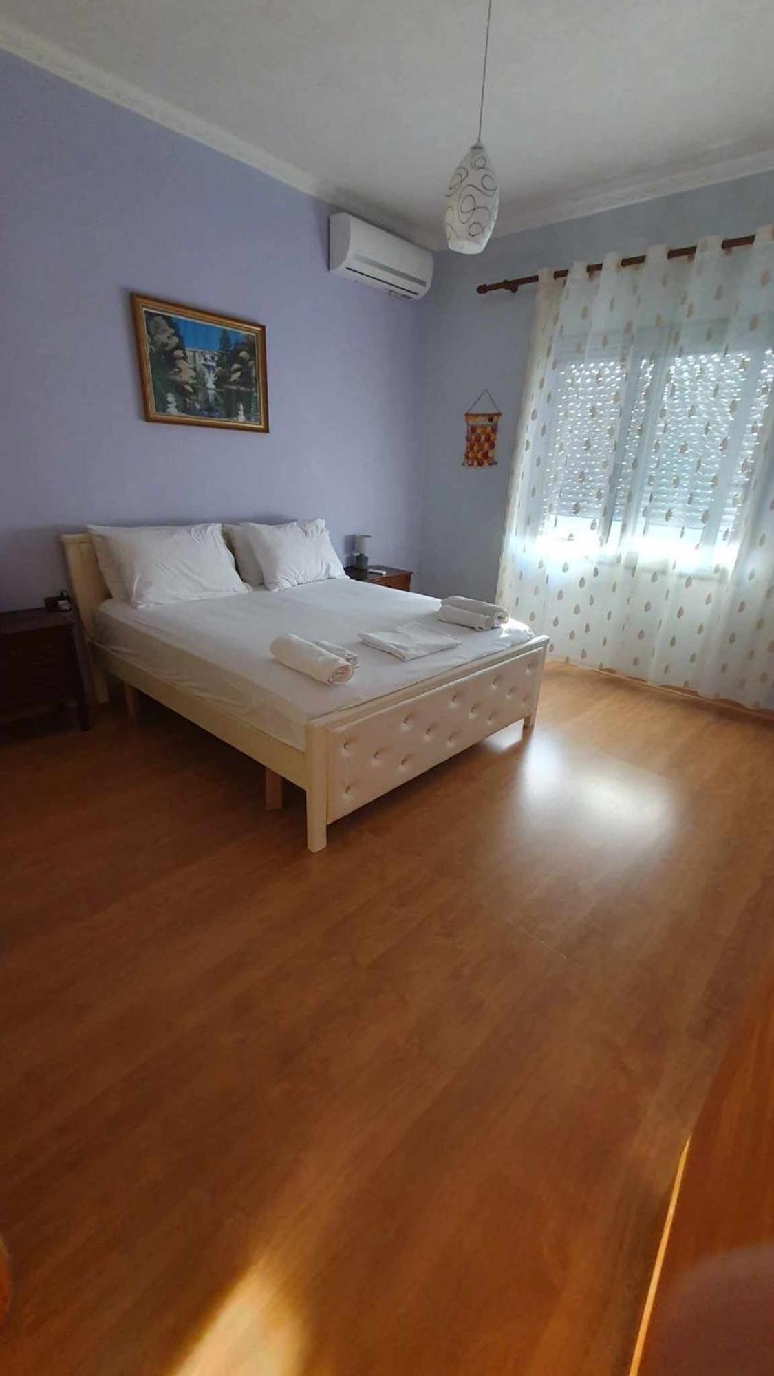 Vila Licenji Vlorë エクステリア 写真